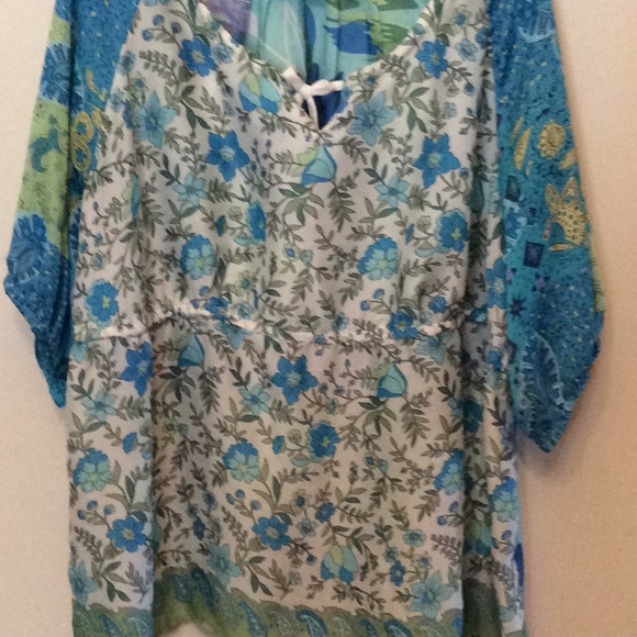 Avenue  Beautiful Fab Multi-Print Chic Boho Top - Picture 4 of 5